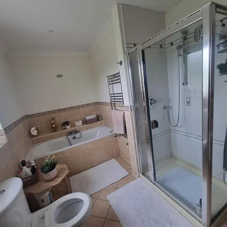 Oyster Shared Accomadation Galway