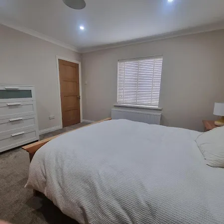 Landhuis Oyster Shared Accomadation *